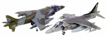 【最安値】未開封　1/18スケール　AV-8B Harrier II 最安値】未開封 1/18スケール AV-8B Harrier II 最安値】未開封