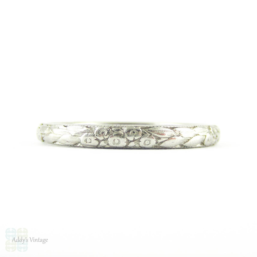 Vintage Engraved Platinum Wedding Ring, Art Deco Floral Pattern Wedding Band. Court Comfort Fit Narrow Ring, Size U.5 / 10.5.
