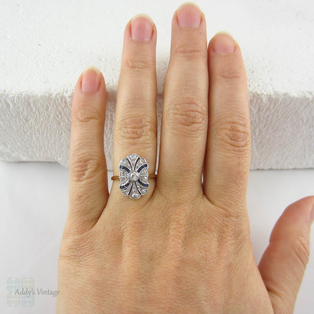 Art Nouveau Sapphire & Diamond Panel Ring, Beautiful Curved Fan Style Geometric Design. 18 Carat Gold, Circa 1910s.