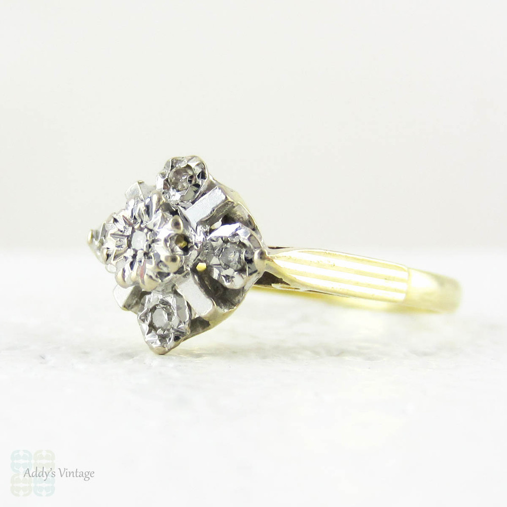 Vintage Diamond Engagement Ring, 5 Stone 1970s Diamond Ring Set in Geometric Shape, 18 Carat White & Yellow Gold.