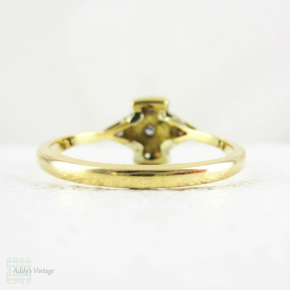 Art Deco Diamond Engagement Ring, 1920s Geometric Bow Shape Five Stone Diamond Ring in 18 Carat Gold & Platinum.