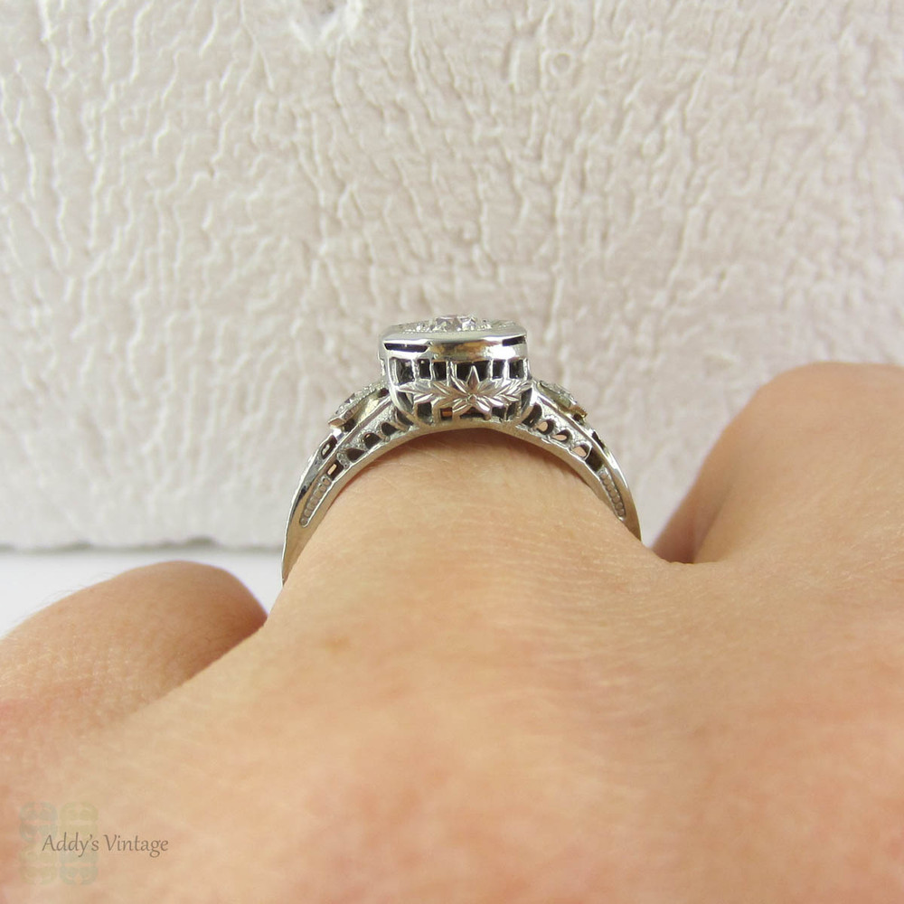 Art Deco Filigree Diamond Engagement Ring, Old European Cut Diamond Three Stone, Flower Design 18 Carat White Gold, Circa 1930s.