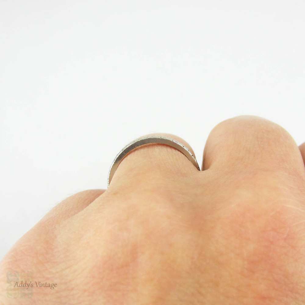 Vintage Floral Platinum Wedding Ring, Narrow Art Deco Flower Design Engraved Wedding Band. Circa 1920s, Size O.5 / 7.5.