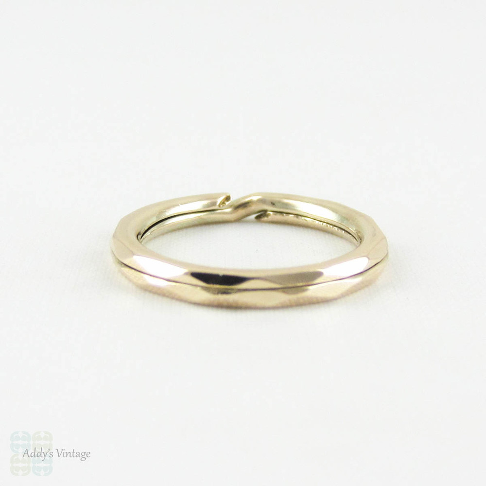 Antique 9 Carat Gold Split Ring. Faceted Design Small Split