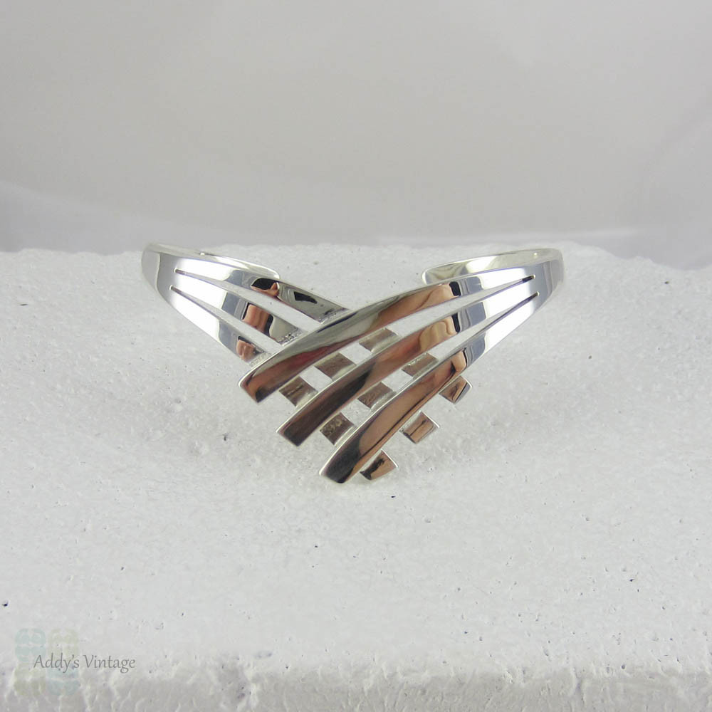Striking Sterling Silver Cuff Bracelet with Curved Split Design. Shiny Bright Silver Vintage Bracelet.