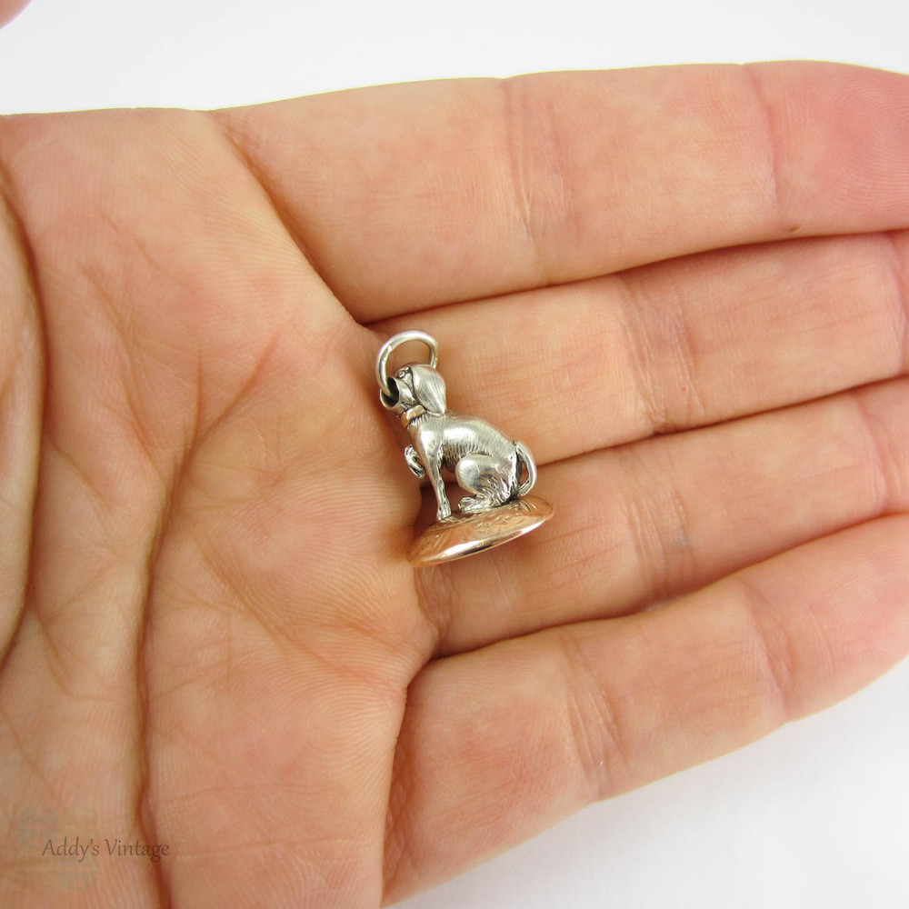 Antique Carnelian Seal, Georgian Dog Design in Sterling Silver with 15 Carat Rose Gold Collar & Base. Carnelian Intaglio, Circa 1800s.