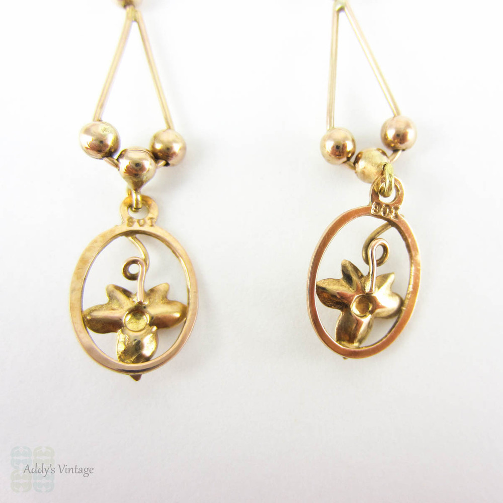 Antique Floral Design Drop Earrings in 9 Carat Gold, Edwardian Ivy Leaf Design Long Dangle Earrings, Circa 1900s.