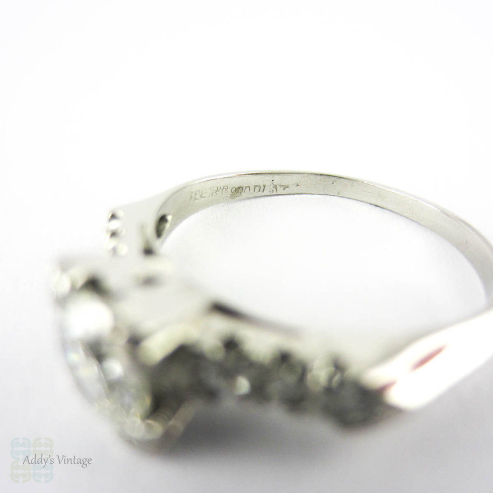 Vintage Diamond Engagement Ring, 0.66 ct Round Brilliant Diamond in Triple Claw PLAT Setting. 0.78 ctw, Circa 1940s.