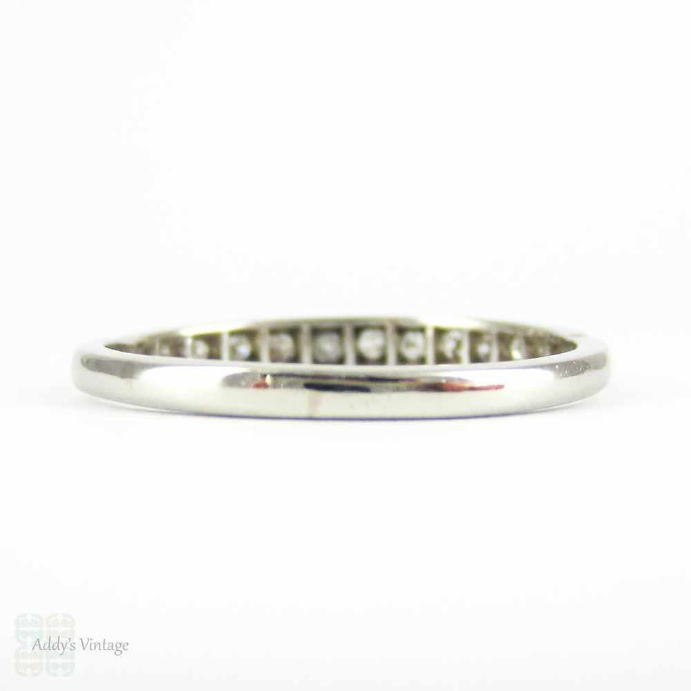 Vintage Platinum & Diamond Half Eternity Wedding Ring, Graduated Diamonds set in Tapered Design Ring. Circa 1990s, Size R.5 / 9.