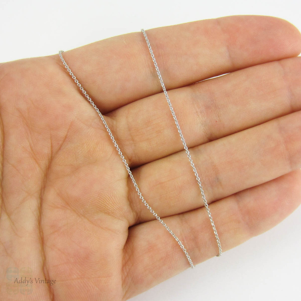 Platinum Trace Chain for Pendant, 40.5 cm / 16 inches, 1.85 grams.