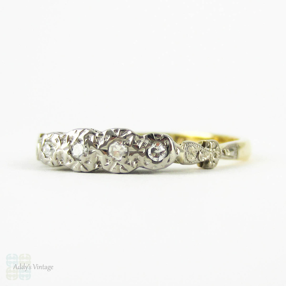 Vintage Diamond Wedding Ring, Four Stone Illusion Set Diamond Band. Circa 1940s, 18 Carat Yellow Gold & Platinum.