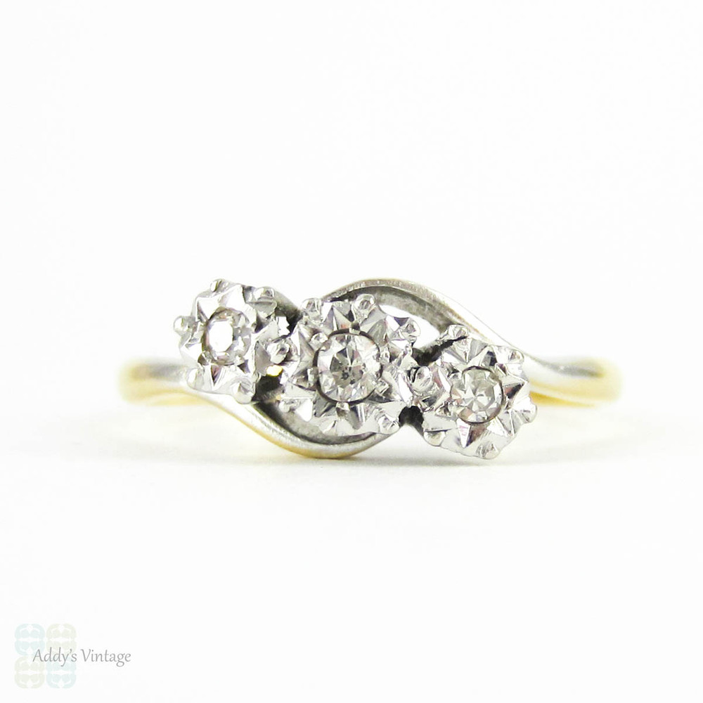 Vintage Diamond Three Stone Engagement Ring, Twist Style Trilogy Ring.  Art Deco Diamond Ring, 18ct & Platinum.