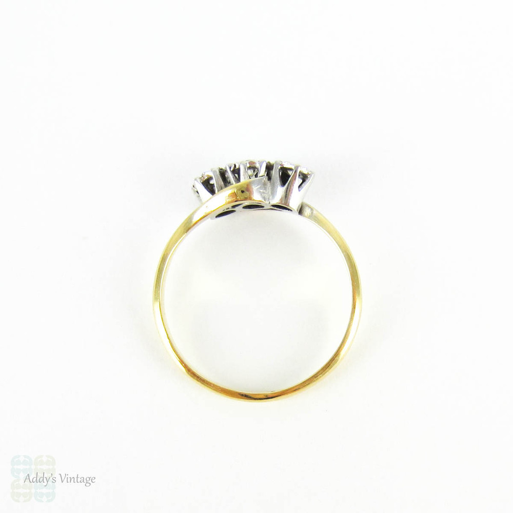 Vintage Diamond Three Stone Engagement Ring, Twist Style Trilogy Ring.  Art Deco Diamond Ring, 18ct & Platinum.