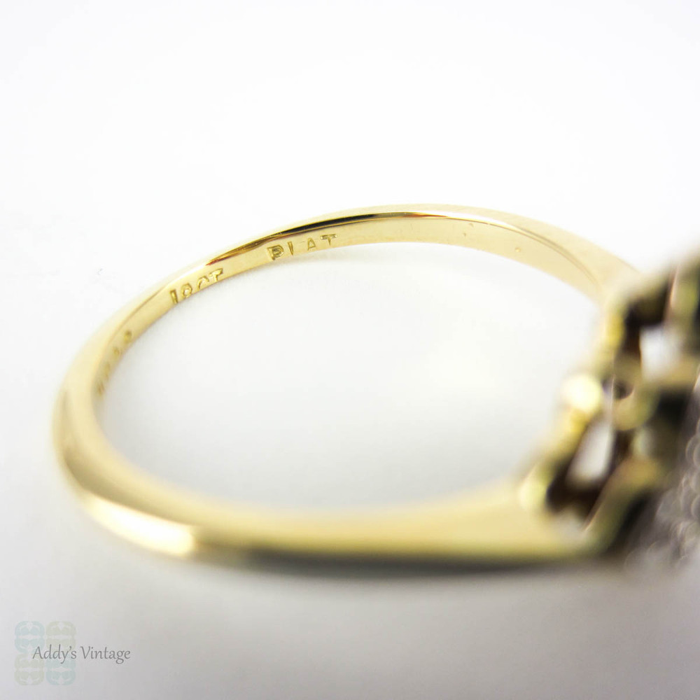 Art Deco Square Shaped Diamond Ring, Scalloped Edge Five Stone Engagement Ring. Circa 1920s, 18ct & Platinum.