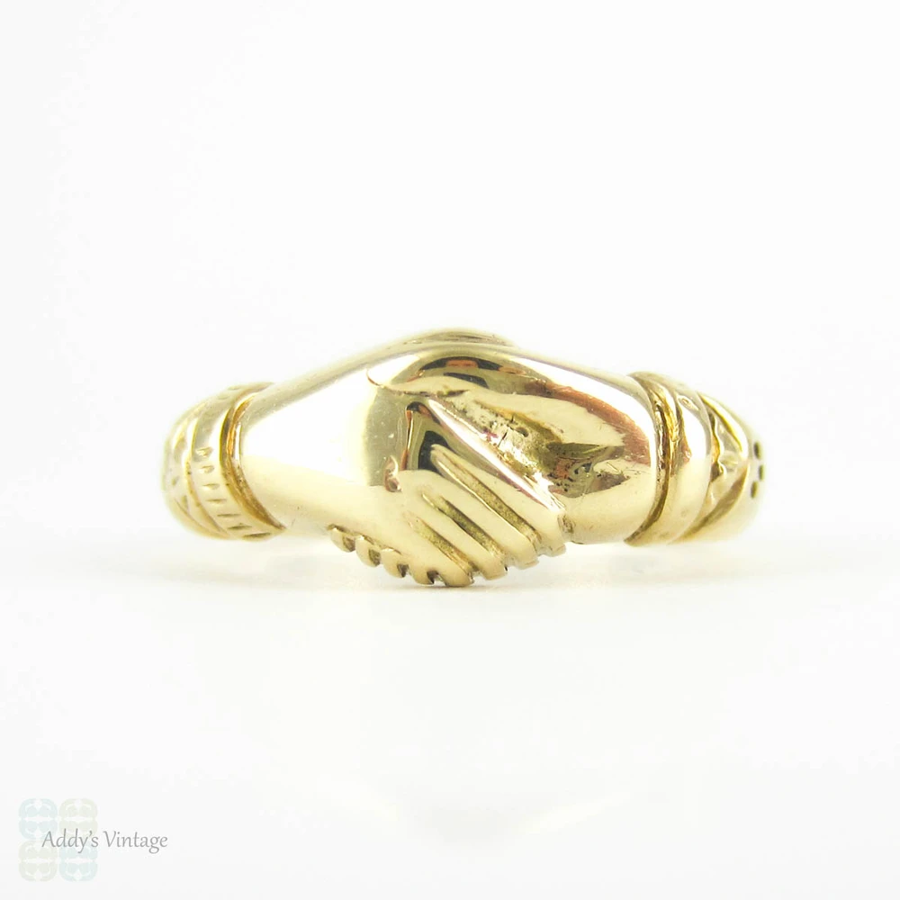 Vintage Fede Clasped Hands Ring, 9 Carat Yellow Gold Joint Hands Wedding Band. Circa 1970s.