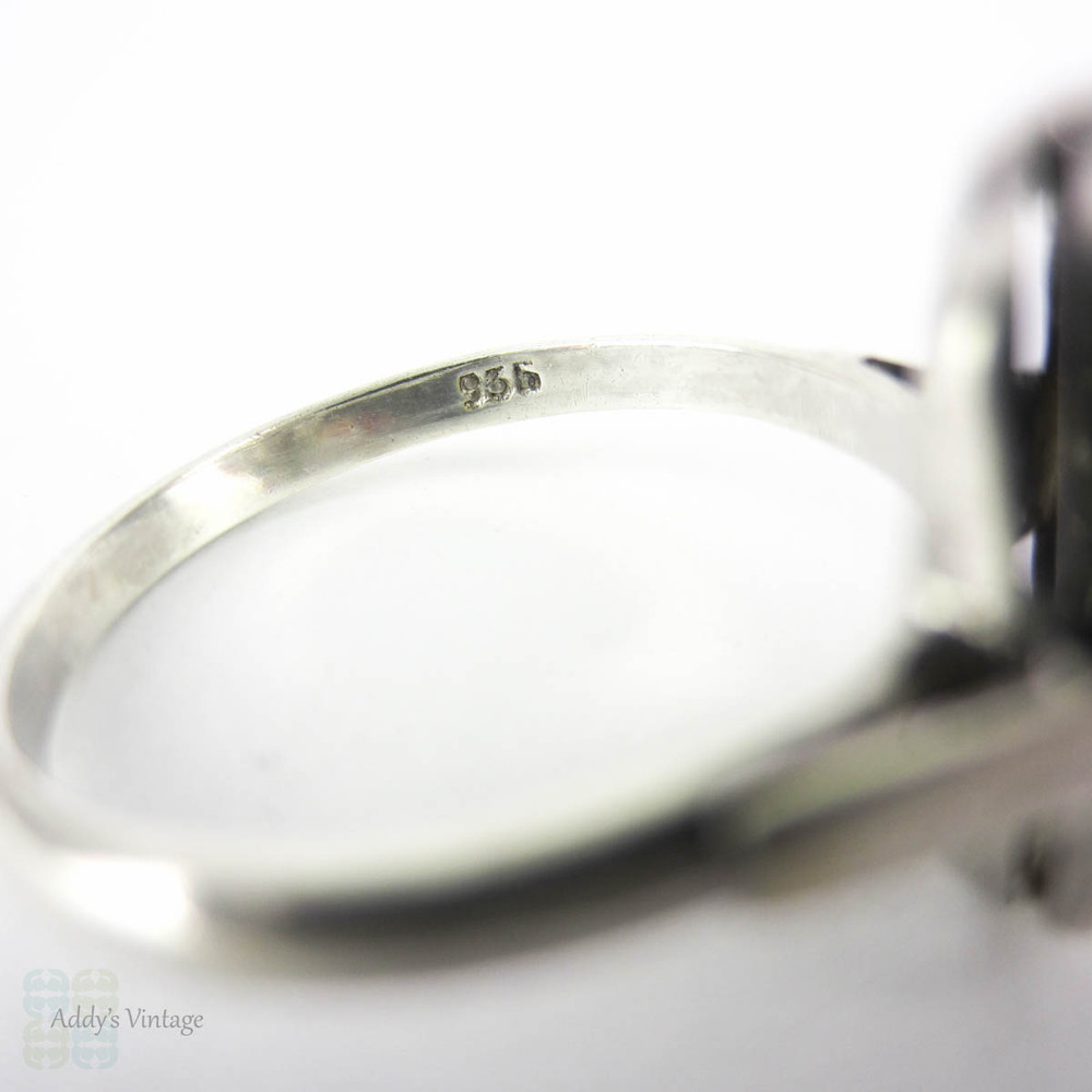Vintage Art Deco Diamond & Sterling Silver Ring, Milgrain Engraved Diamond Set Panel Ring. Circa 1920s, 935 Silver.