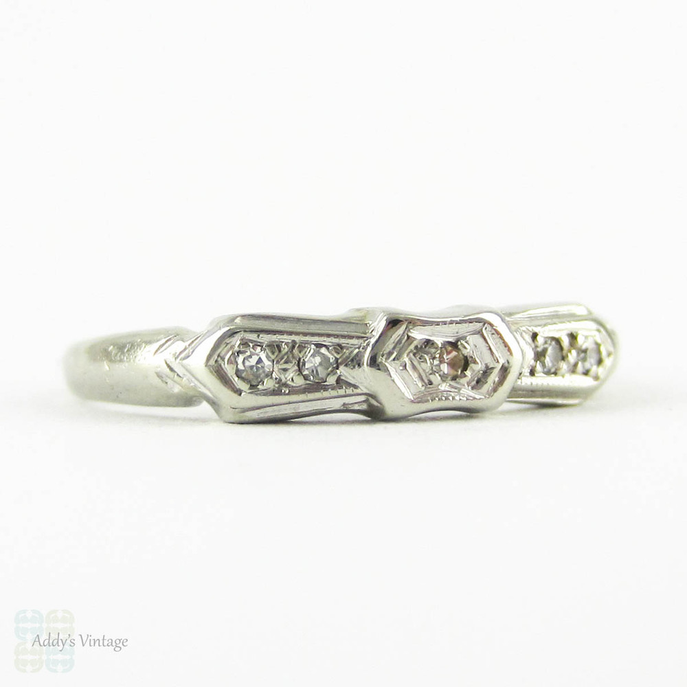 Vintage Diamond Wedding Ring, Five Stone Shaped Wedding Band. Circa 1930s, 14 Carat White Gold, Small Finger Size.