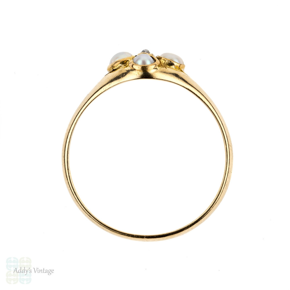 Antique Pearl & Diamond Ring, 18k Circa 1860s Victorian 18ct Yellow Gold Ring.