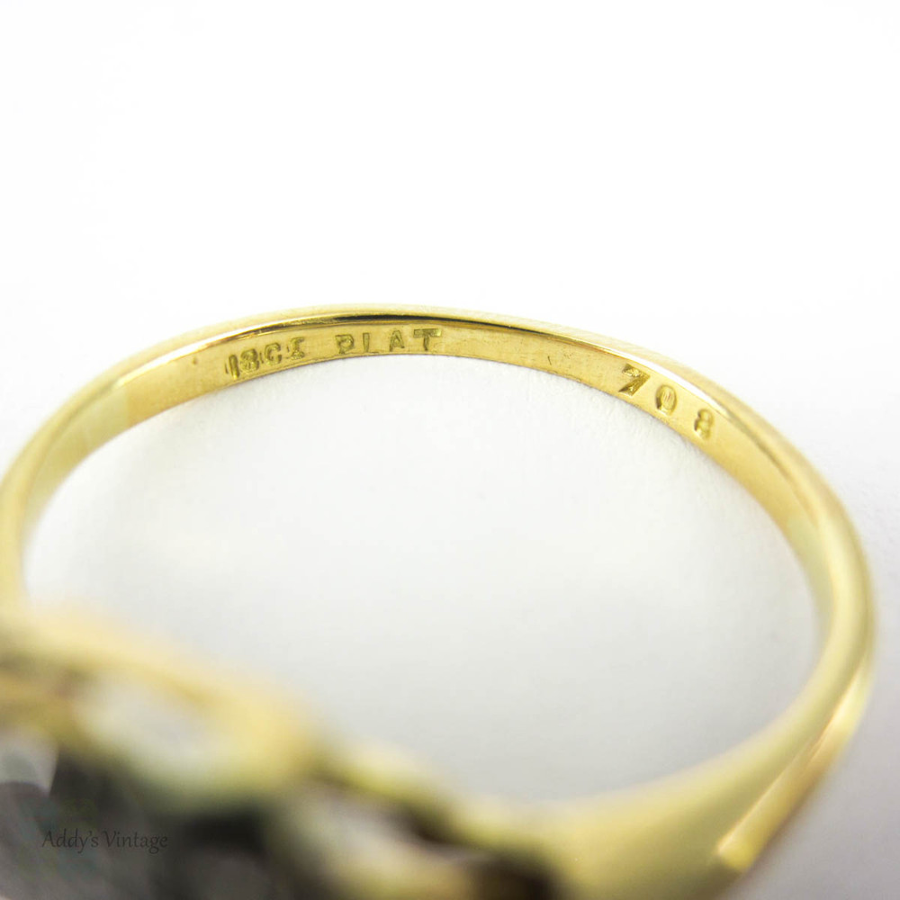 Art Deco Leaf Design Diamond Ring, Engraved Platinum Leaf on 18ct Yellow Gold Band. Unusual Design, Circa 1930s.