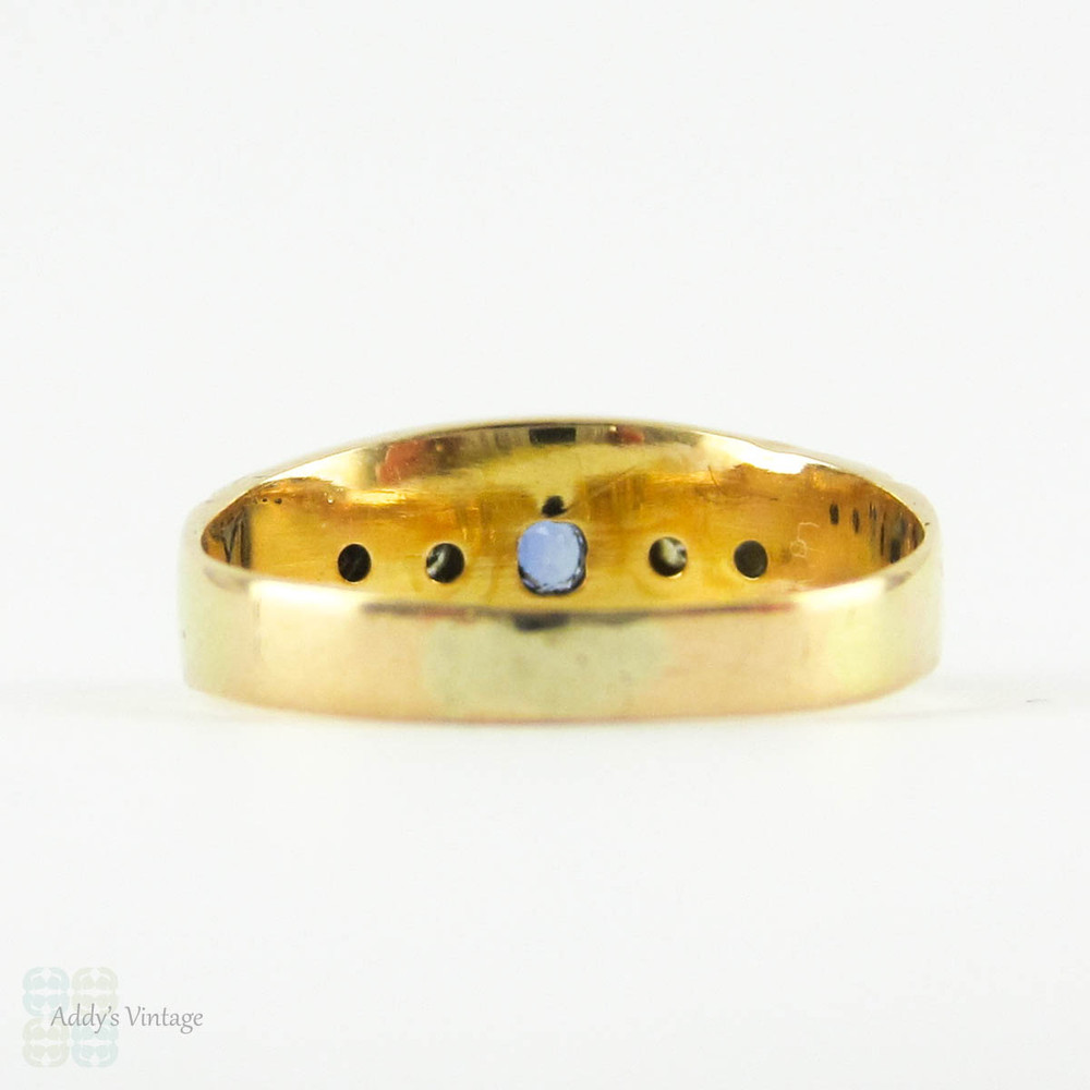 Antique Victorian Sapphire & Diamond Ring, Star Burst Design Engraved 15ct Gold Ring with Chester 1895 Hallmarks.