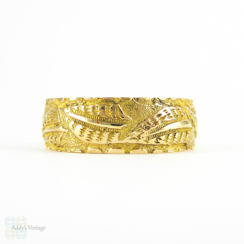 RESERVED. Victorian 18ct Fern Leaf Pattern Ring, Antique Wide Engraved Wedding Band in 18 Carat Gold. Mizpah, 1890s Hallmarks, Size K / 5.3.