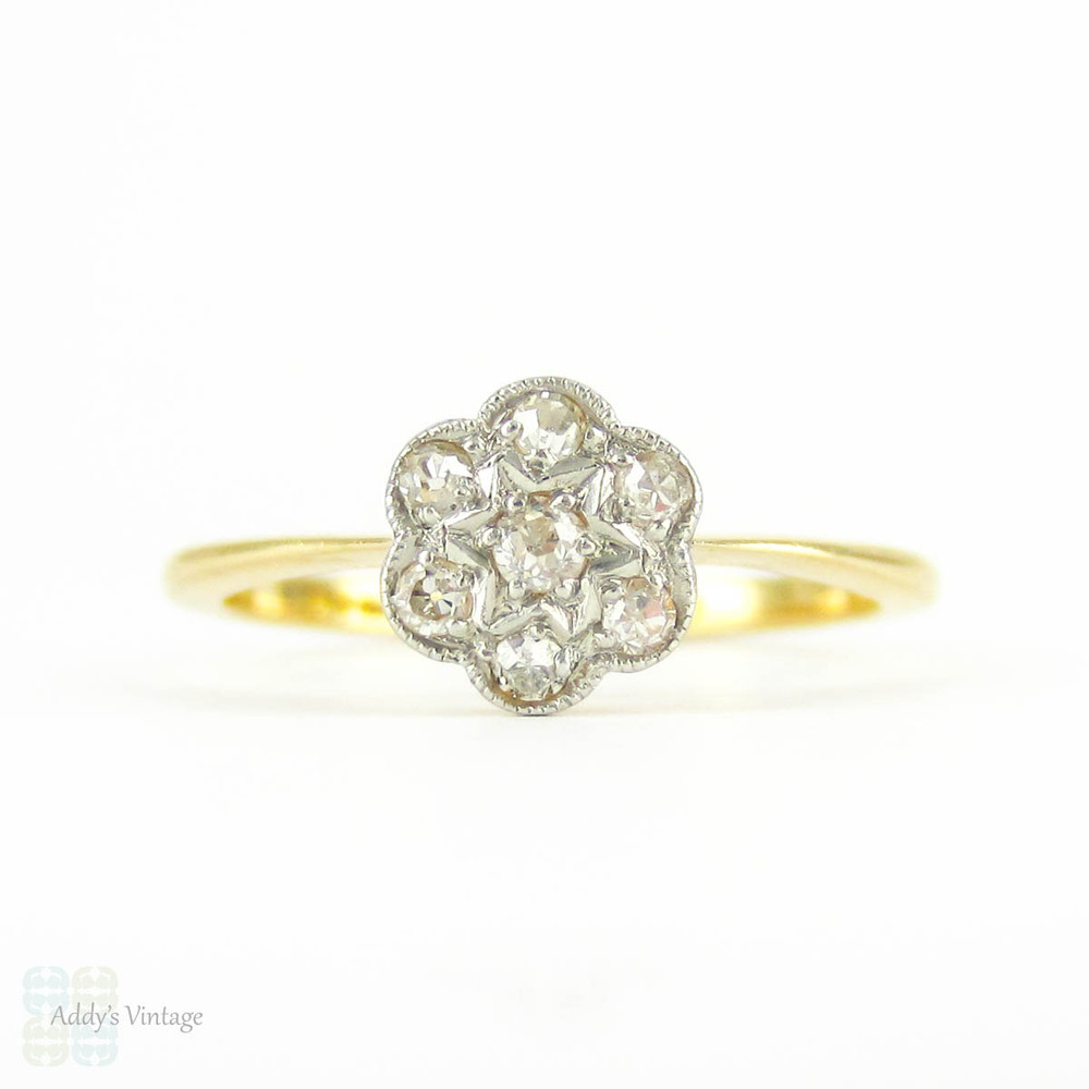 Antique Diamond Daisy Cluster Ring, Pretty Edwardian Engagement Ring. Milgrain Detail & Star Design. 18c & Pt, Circa 1900.