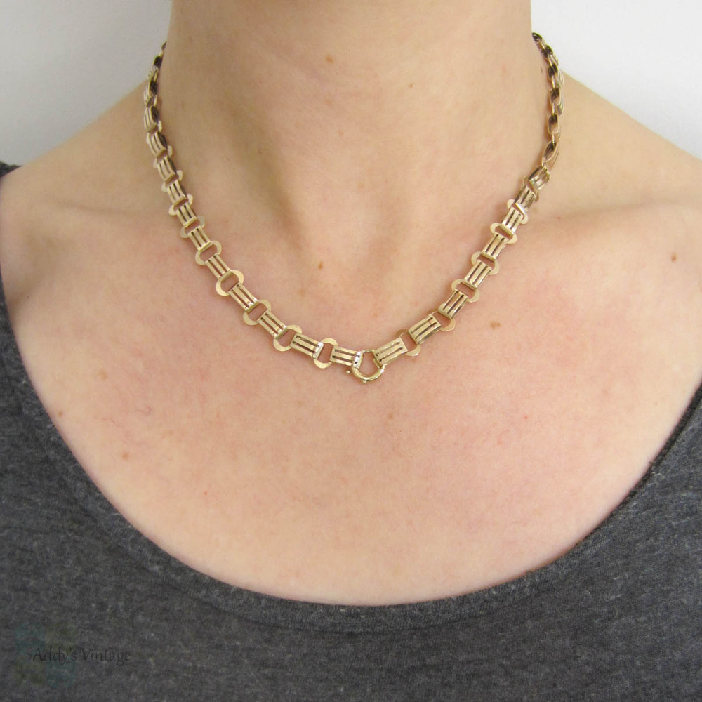 Curb chain necklace with large rose gold-filled pendant - Von Treskow