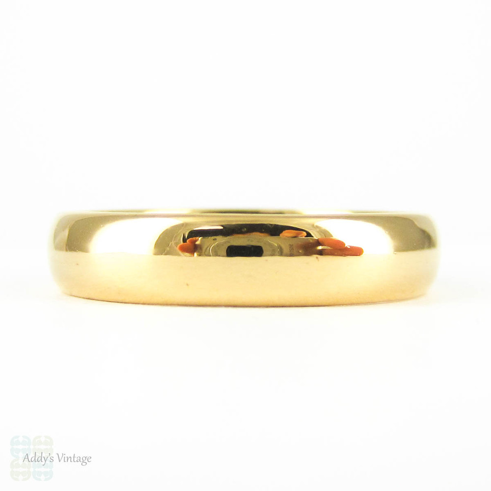 Art Deco 22 Carat Gold Men's Wedding Ring. Simple Court Comfort Fit Circa 1930s Wedding Band. Size W / 11.
