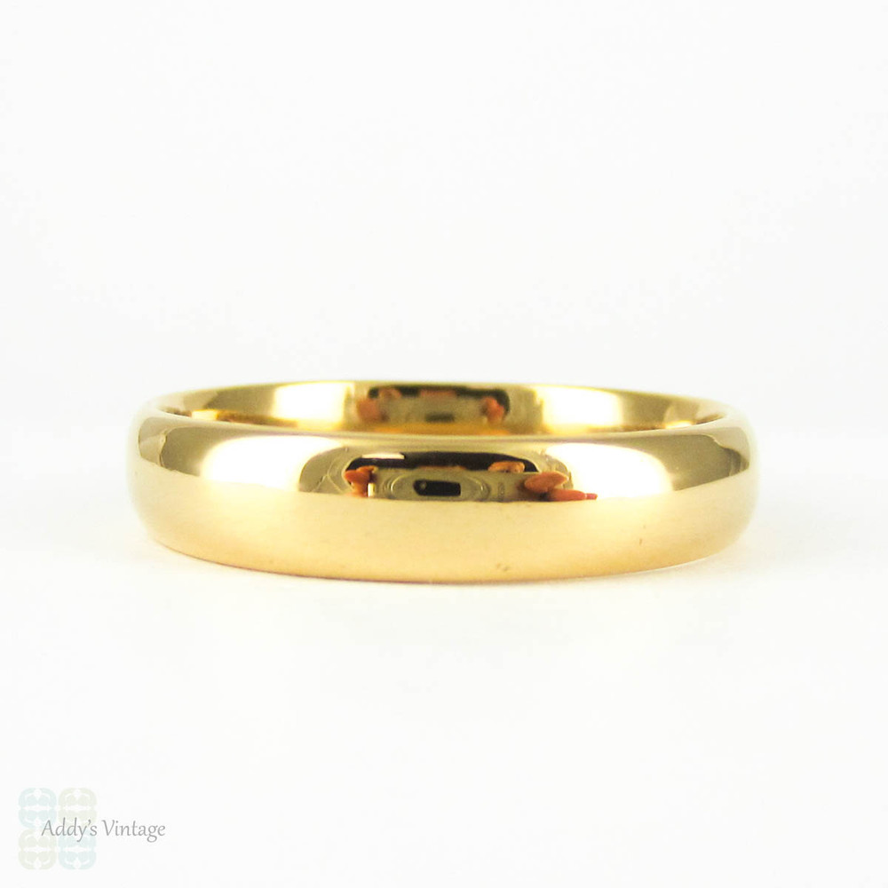 Art Deco 22 Carat Gold Men's Wedding Ring. Simple Court Comfort Fit Circa 1930s Wedding Band. Size W / 11.