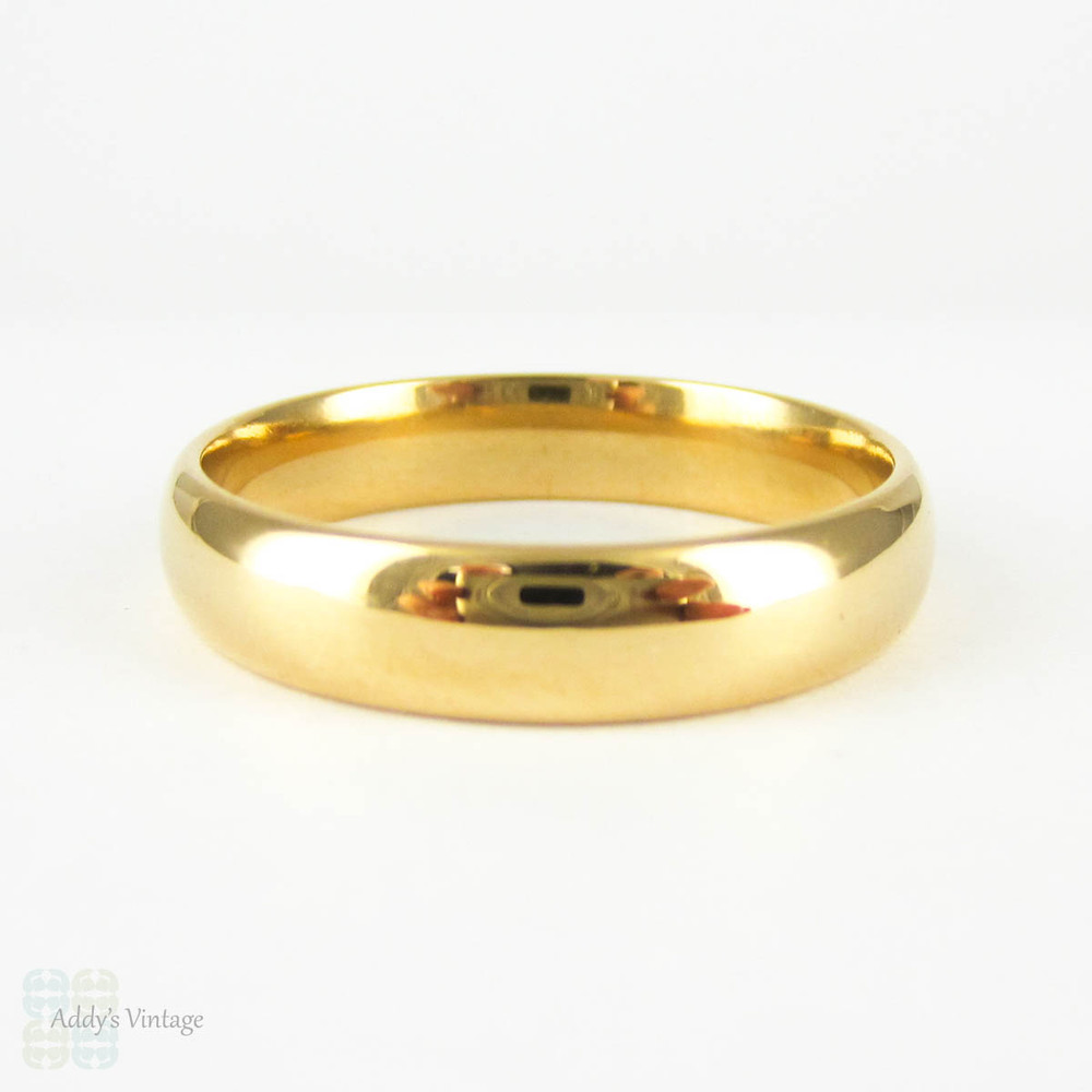 Art Deco 22 Carat Gold Men's Wedding Ring. Simple Court Comfort Fit Circa 1930s Wedding Band. Size W / 11.