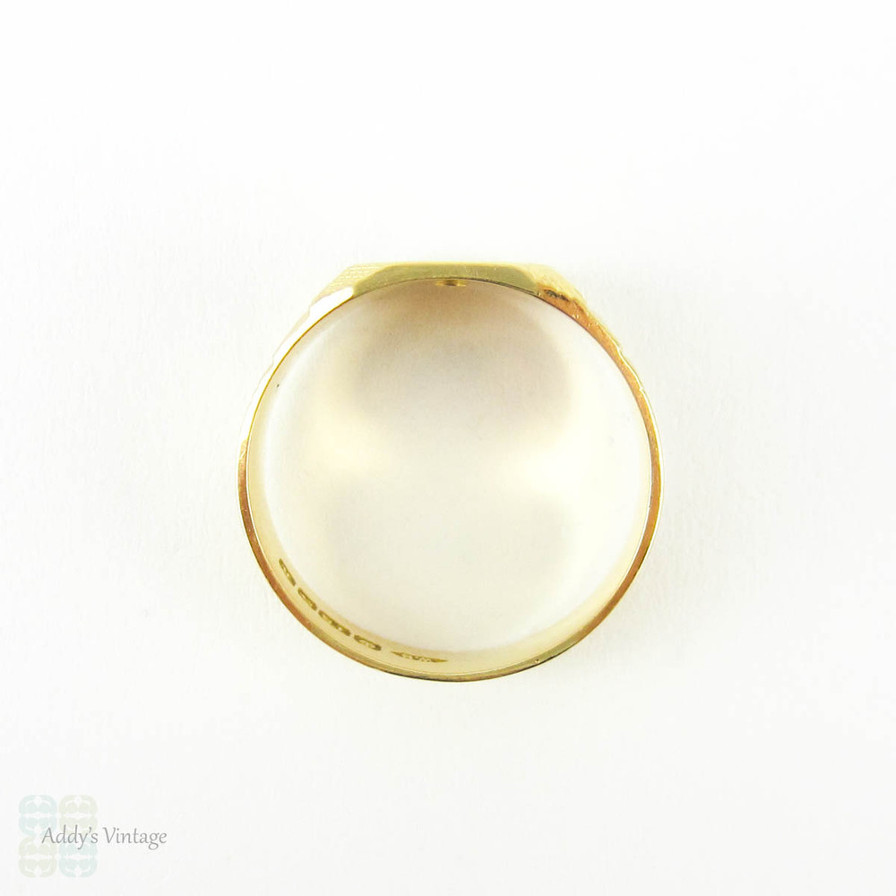 Art Deco Diamond Signet Ring, Engraved Men's Signet Ring with Single Diamond. 18ct Gold, Circa 1930s.