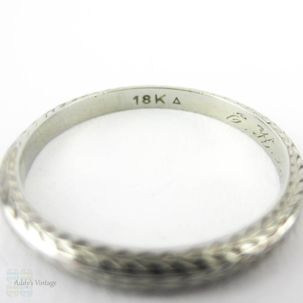 Art Deco Engraved Wedding Ring, 18K White Gold Wheat Pattern Design Band with Engraved Sides, Circa 1920s. Size L / 6.