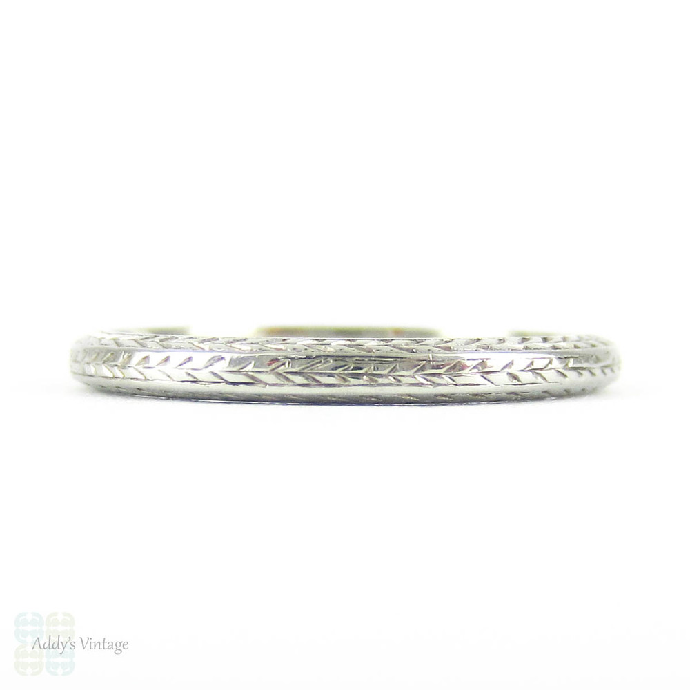 Art Deco Engraved Wedding Ring, 18K White Gold Wheat Pattern Design Band with Engraved Sides, Circa 1920s. Size L / 6.