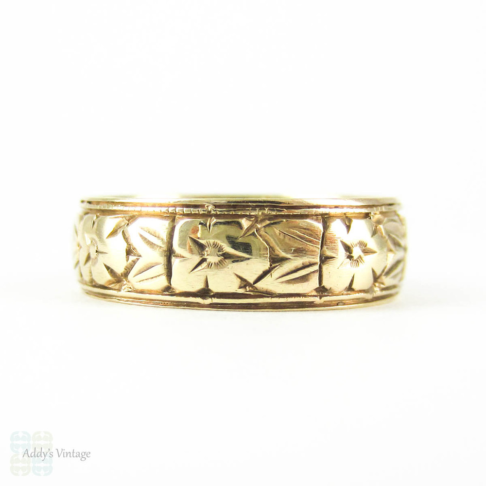 Antique 9ct Orange Blossom Wedding Ring, Engraved Flower Design Wedding Band. Circa 1900, Size N.5 / 7.