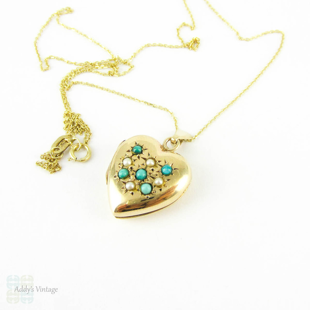 Vintage 9ct Gold Heart Locket, Turquoise & Split Pearl Puffy Love Heart Shape Photo Locket. Circa 1970s.