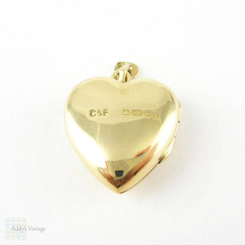 Vintage 9ct Gold Heart Locket, Turquoise & Split Pearl Puffy Love Heart Shape Photo Locket. Circa 1970s.
