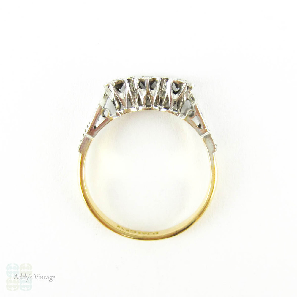 Art Deco Diamond Engagement Ring, Three Stone Diamond Ring in Engraved Setting with Milgrain. 18ct & PLAT, Circa 1930s.