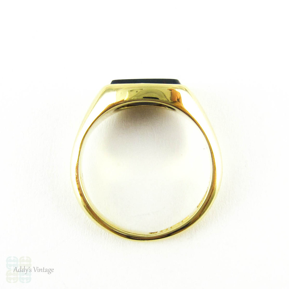 Bloodstone 18ct Signet Ring, Art Deco 1920s Yellow Gold Blank Men's or Women's Signet Ring.