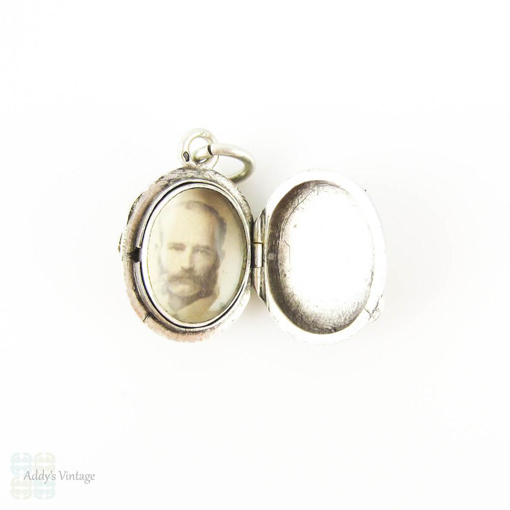 Antique Silver & Lapis Lazuli Locket, Edwardian French Pendant with Cherub and Grape Leaf Design, Circa 1900.