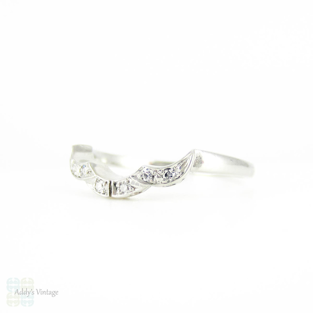 Art Deco Curved Wedding Ring, Platinum & Diamond Shaped Wedding Band. Circa 1930s.