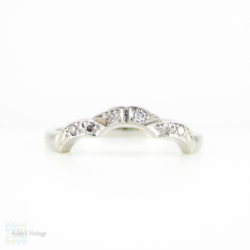 Art Deco Curved Wedding Ring, Platinum & Diamond Shaped Wedding Band. Circa 1930s.