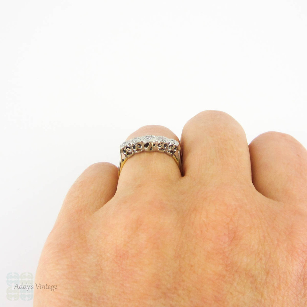 Vintage Five Stone Diamond Ring, Graduated Diamond Engagement Ring. Circa 1920s, 18ct & Platinum.