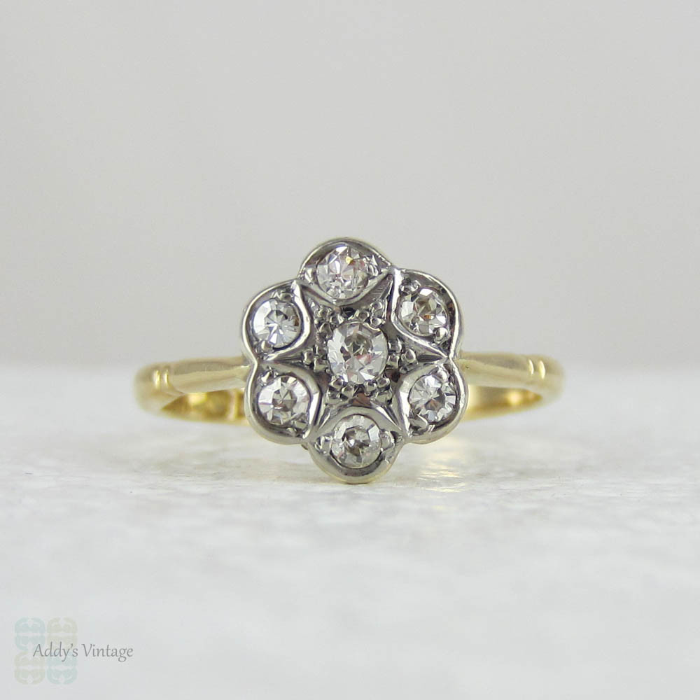 Art Deco Diamond Daisy Engagement Ring. Diamond Cluster Ring in Yellow Gold, Circa 1920s.