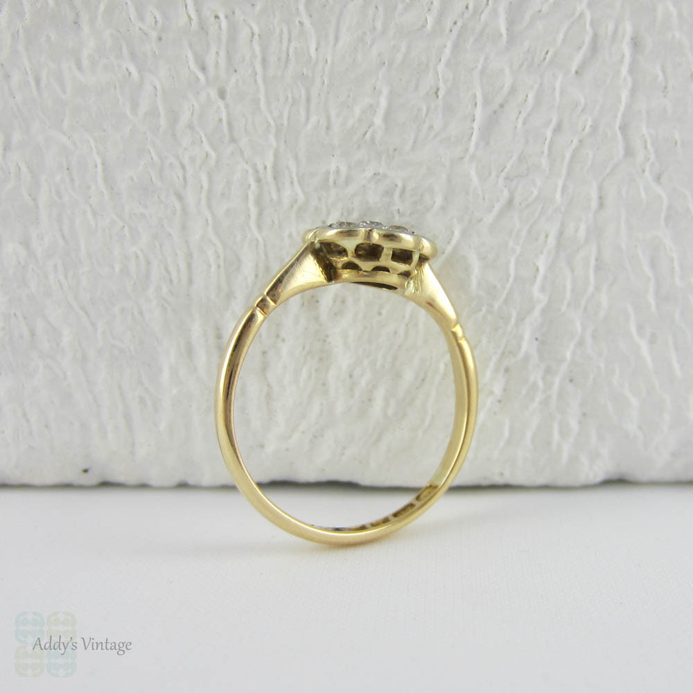 Art Deco Diamond Daisy Engagement Ring. Diamond Cluster Ring in Yellow Gold, Circa 1920s.