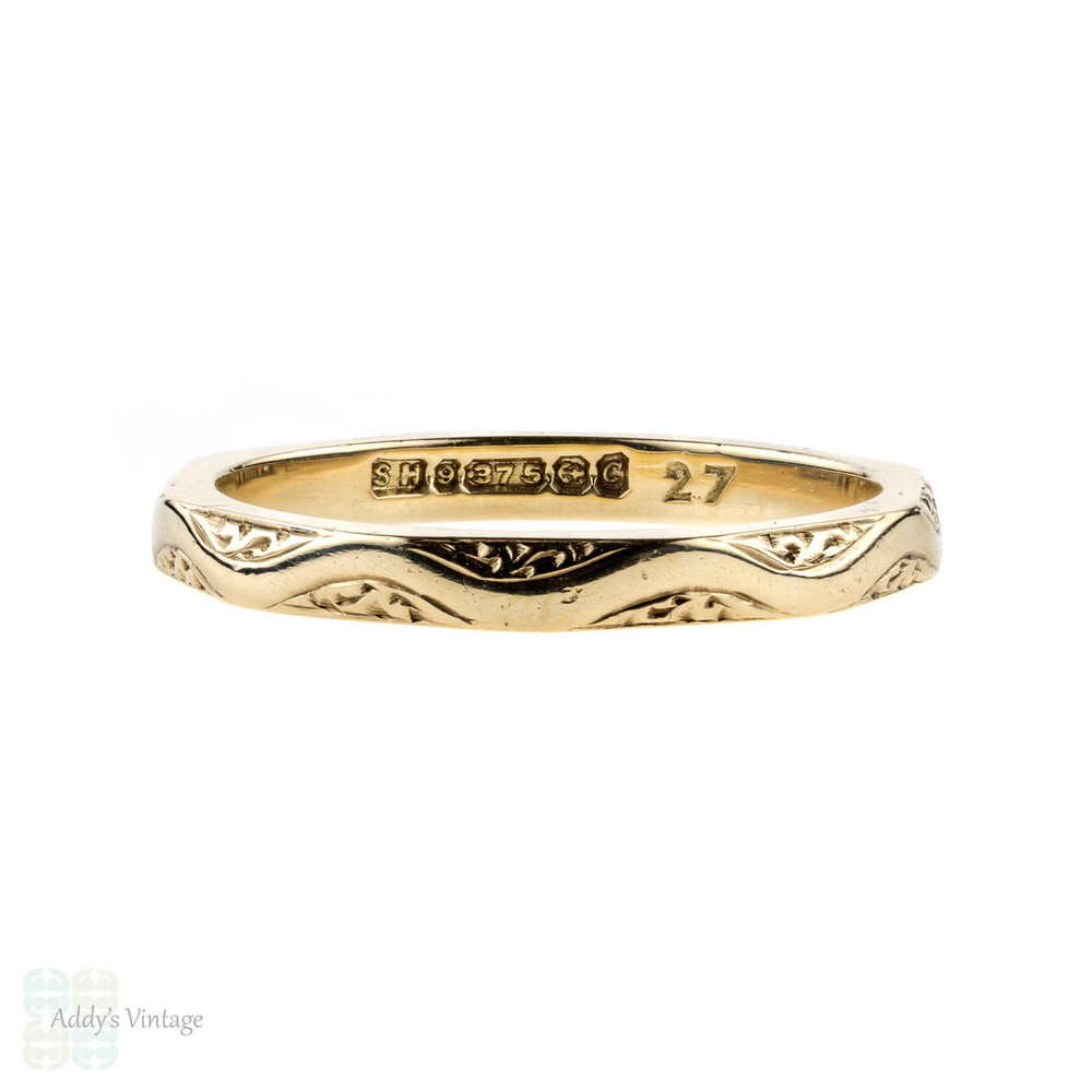 Vintage 9ct Engraved Wedding Ring, 1950s 9k Yellow Gold Band. Size M.5 / 6.5.