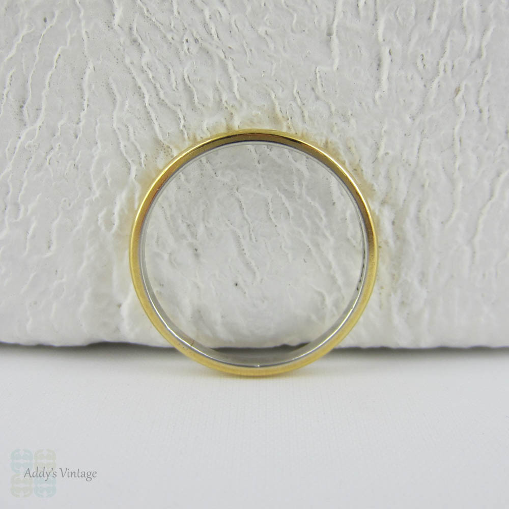 Antique Yellow Gold & Platinum Wedding Ring. Platinum Lined 18 Carat Yellow Gold Band, Early 20th Century.
