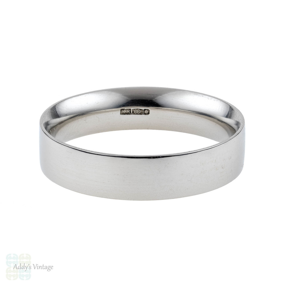 Men's Platinum Wedding Ring, 5mm Flat Court Classic Band. Size T / 9.5. 