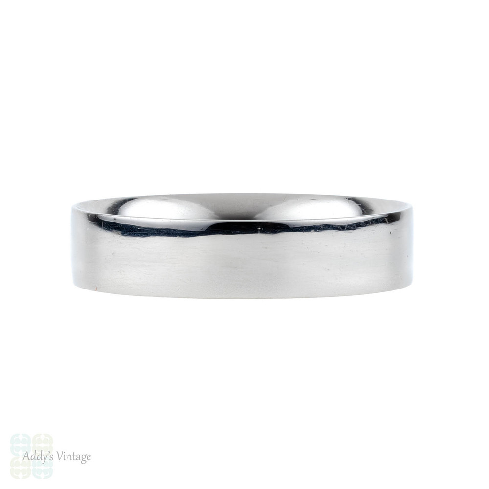 Men's Platinum Wedding Ring, 5mm Flat Court Classic Band. Size T / 9.5. 