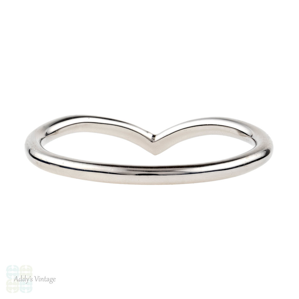 Handmade Wishbone 18ct Gold Wedding Ring, Recycled 18k Rose, Yellow or White Gold 1.5mm Chevron Band.