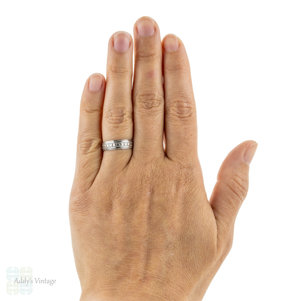 Antique 9ct Gold Wedding Ring, Engraved Wide 9k Cigar Band. Size M / 6.25.